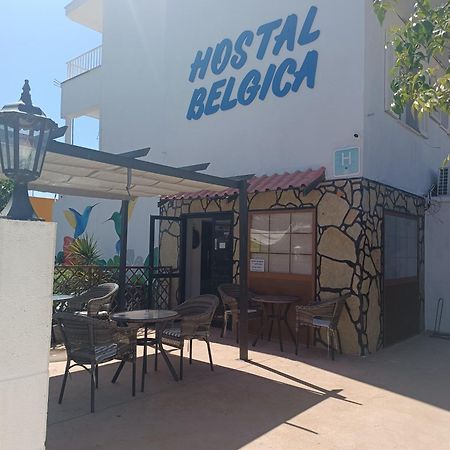 Palmanova Hostal Belgica מראה חיצוני תמונה