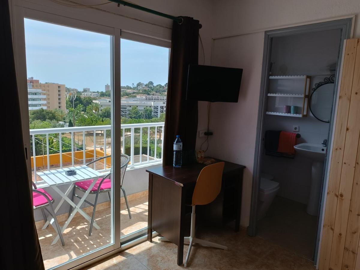 Palmanova Hostal Belgica מראה חיצוני תמונה