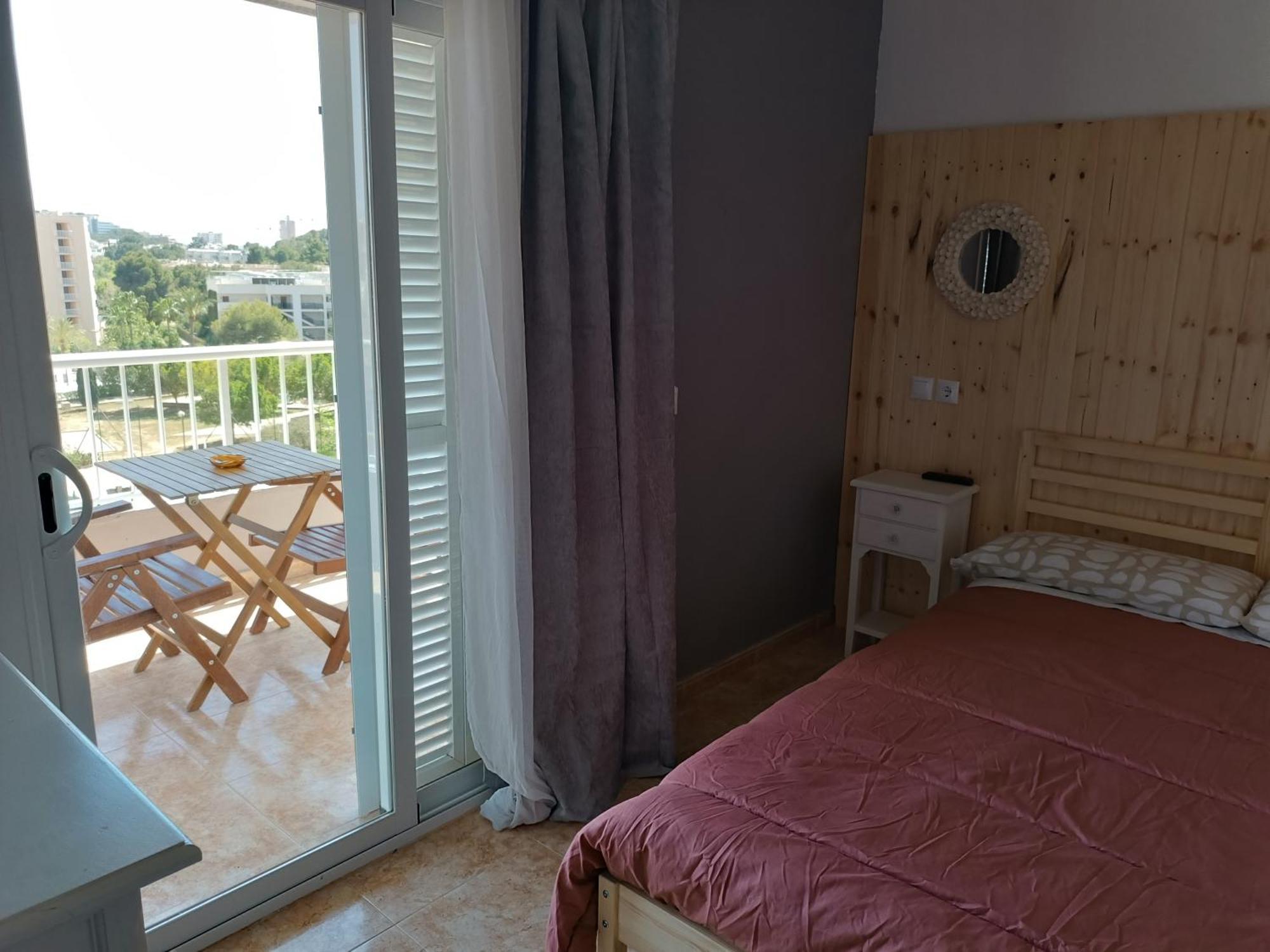 Palmanova Hostal Belgica מראה חיצוני תמונה