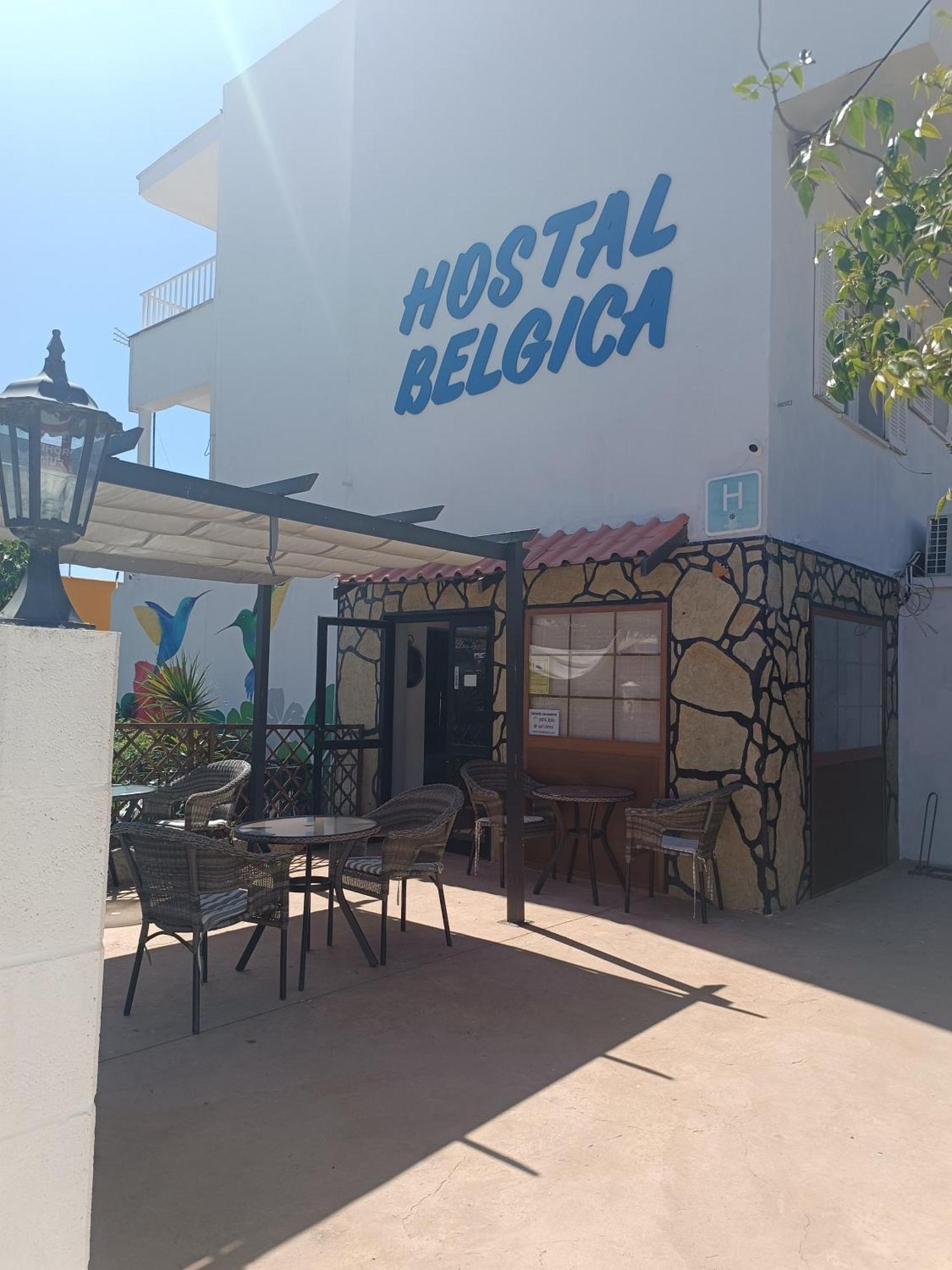 Palmanova Hostal Belgica מראה חיצוני תמונה